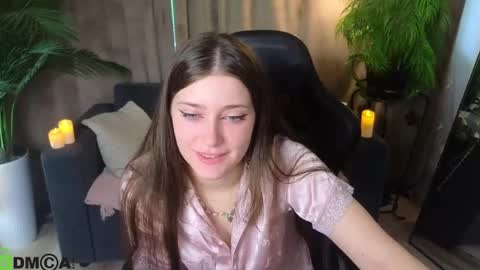 Snapshot of batty_sweetie chatting on May 2026 07:37:02 AM Jessica online show from May 2026 07:37:02 AM
