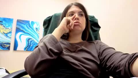 Snapshot of battymoll chatting on October 2025 03:32:02 PM battymoll online show from October 2025 03:32:02 PM