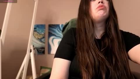 Snapshot of battymoll chatting on December 2025 09:34:02 PM battymoll online show from December 2025 09:34:02 PM