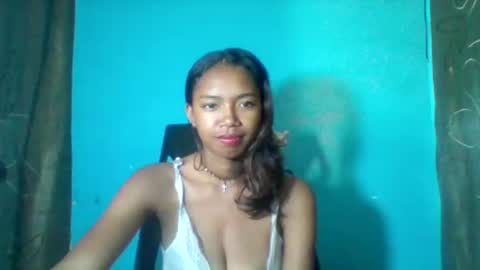 Snapshot of bautty_good chatting on April 2026 04:17:01 AM BELLAH online show from April 2026 04:17:01 AM
