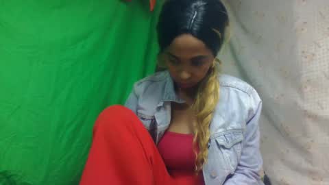 Snapshot of bavianona chatting on November 2025 03:31:01 AM bavianona online show from November 2025 03:31:01 AM