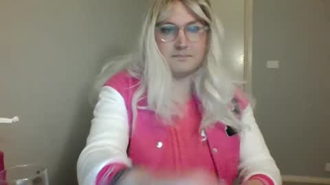 Snapshot of bawblejam chatting on February 2025 03:36:02 PM BjBambi online show from February 2025 03:36:02 PM