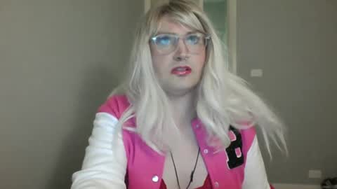 Snapshot of bawblejam chatting on February 2025 05:39:02 PM BjBambi online show from February 2025 05:39:02 PM