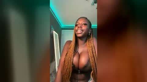 baylee_nicole18 online show from June 2026 02:35:01 AM