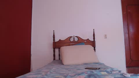 Snapshot of bayonette_black chatting on September 2025 12:42:02 PM bayonette_black online show from September 2025 12:42:02 PM