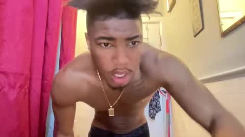 Snapshot of bb_colin chatting on January 2025 02:46:01 PM bb_colin online show from January 2025 02:46:01 PM