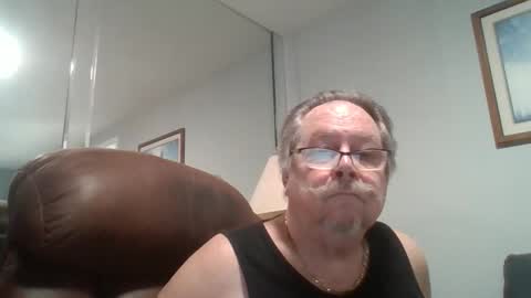 Snapshot of bbb1952 chatting on December 2025 04:58:02 PM Single Grandpa in Florida. Love to C2C and have Fun Privately online show from December 2025 04:58:02 PM