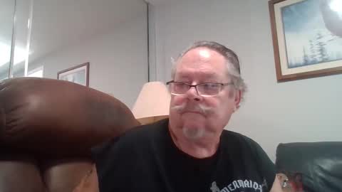 Snapshot of bbb1952 chatting on January 2026 06:32:02 PM Single Grandpa in Florida. Love to C2C and have Fun Privately online show from January 2026 06:32:02 PM