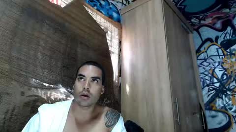 Justin online show from October 2025 06:38:02 PM