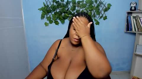 Snapshot of bbw_charlote chatting on November 2025 12:15:02 PM Charlote online show from November 2025 12:15:02 PM