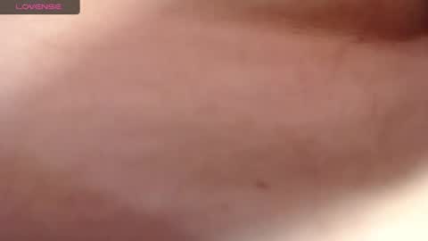 Snapshot of bbw_cloex4u chatting on December 2024 04:04:01 PM Cloe bbw online show from December 2024 04:04:01 PM