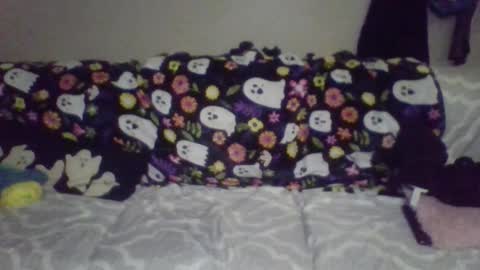 Snapshot of bbwbabe_freya chatting on October 2025 03:06:02 AM pixie online show from October 2025 03:06:02 AM