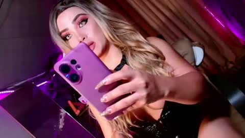 bby_lexielore69 online show from October 2025 09:59:02 PM