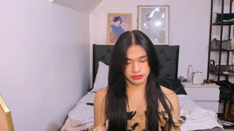 Snapshot of bbygrlamerah chatting on July 2026 10:23:01 AM SEXY TRIO online show from July 2026 10:23:01 AM
