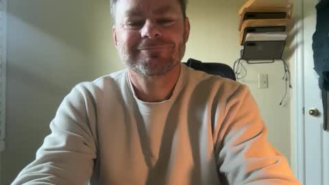 Snapshot of bcjonny chatting on October 2025 07:31:02 PM BCJonny online show from October 2025 07:31:02 PM