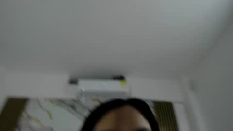 daniela villamizar online show from December 2025 02:00:01 PM