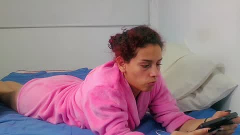 Sara  Juan online show from December 2024 05:04:02 AM