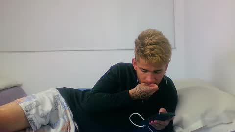 Sara  Juan online show from January 2025 10:55:01 PM