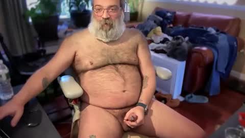 Snapshot of bear_in_mind chatting on December 2024 04:25:01 PM BareBear online show from December 2024 04:25:01 PM