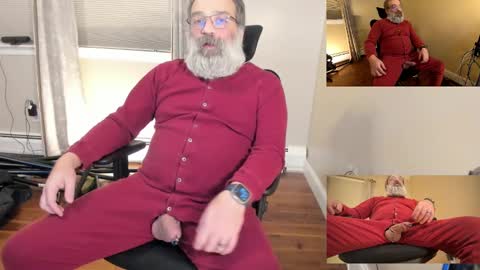 Snapshot of bear_in_mind chatting on January 2025 07:49:02 AM BareBear online show from January 2025 07:49:02 AM