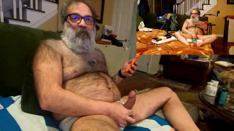 Snapshot of bear_in_mind chatting on March 2026 01:44:01 AM BareBear online show from March 2026 01:44:01 AM