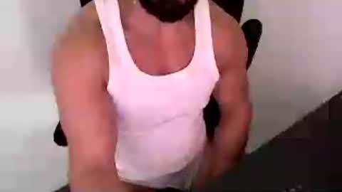 Snapshot of beard_top_guy chatting on June 2026 01:50:01 PM Beard Guy online show from June 2026 01:50:01 PM