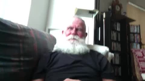 beardbushy online show from September 2025 04:12:01 PM