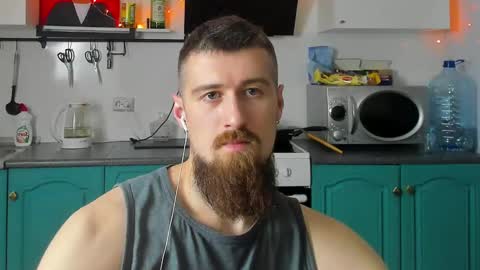 Snapshot of bearded_legend chatting on December 2024 08:15:01 PM Zeus online show from December 2024 08:15:01 PM