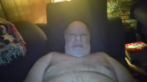 Snapshot of bearmantitsx chatting on December 2025 07:39:02 AM Please suck my nipples and cam with me now to a hot orgasm together on cam online show from December 2025 07:39:02 AM