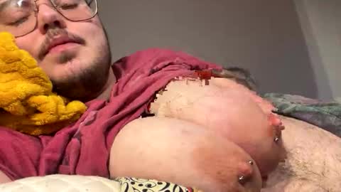 bearmoon820430 online show from December 2025 03:59:02 AM