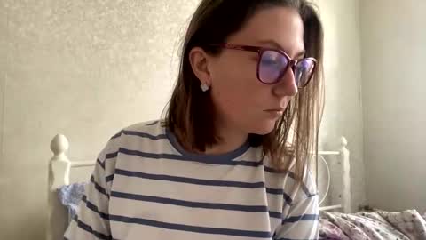 BeatriceTender online show from October 2025 08:53:01 AM