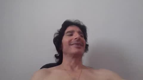 Snapshot of beautifukk chatting on January 2025 05:33:02 PM beautifukk online show from January 2025 05:33:02 PM