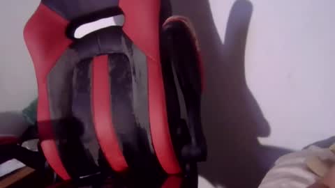 Snapshot of beautifukk chatting on January 2025 02:03:02 AM beautifukk online show from January 2025 02:03:02 AM