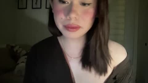 Snapshot of beautiful_lust69 chatting on January 2025 01:21:01 PM Sweet Aya online show from January 2025 01:21:01 PM