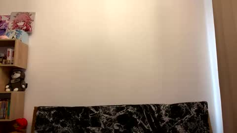 Nik online show from March 2026 06:40:02 AM