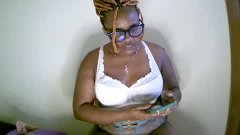 beautifulpeach2 online show from February 2025 12:38:02 PM