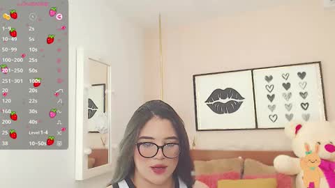 Snapshot of beautty_pink chatting on January 2025 07:56:02 PM beautty_pink online show from January 2025 07:56:02 PM
