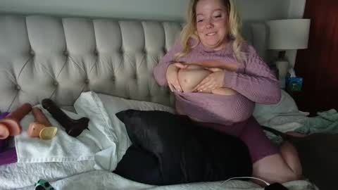 Snapshot of beauty4agent chatting on January 2025 11:25:01 PM beauty4agent online show from January 2025 11:25:01 PM