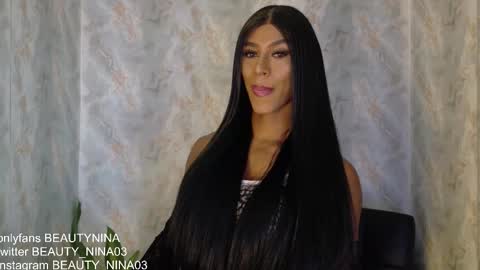 Snapshot of beauty_nina chatting on November 2025 02:11:01 PM beauty_nina online show from November 2025 02:11:01 PM