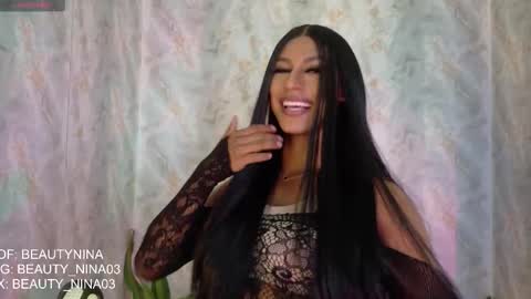 Snapshot of beauty_nina chatting on January 2026 02:20:01 PM beauty_nina online show from January 2026 02:20:01 PM