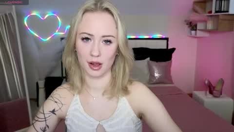 beauty Sasha online show from February 2026 02:10:02 PM