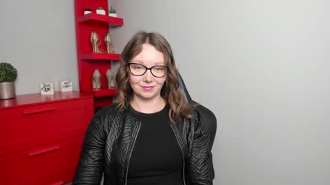 Zoe online show from November 2025 08:25:02 AM