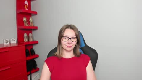 Zoe online show from June 2026 05:28:01 AM