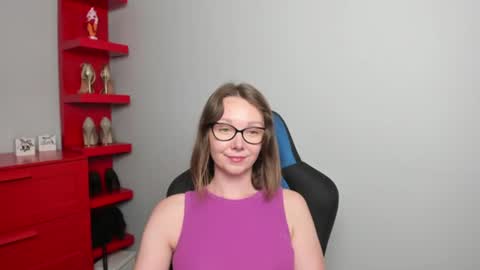 Zoe online show from June 2026 06:40:01 AM
