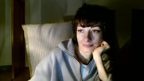 Snapshot of bebacksooon chatting on December 2024 05:33:02 PM Raluca online show from December 2024 05:33:02 PM