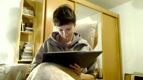 Snapshot of bebacksooon chatting on February 2025 05:07:02 PM Raluca online show from February 2025 05:07:02 PM