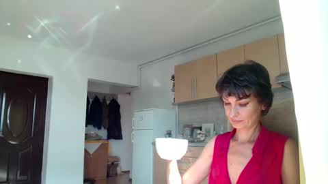 Snapshot of bebacksooon chatting on September 2025 12:40:02 PM Raluca online show from September 2025 12:40:02 PM
