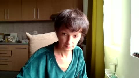 Snapshot of bebacksooon chatting on September 2025 09:13:01 AM Raluca online show from September 2025 09:13:01 AM