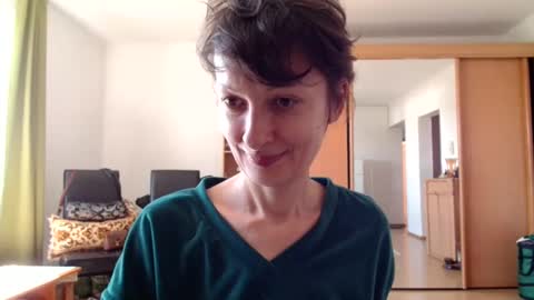 Raluca online show from May 2026 12:24:02 PM