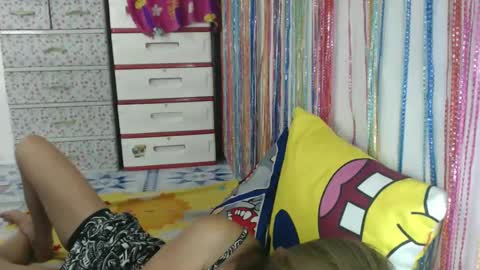 bebelove25 online show from December 2024 01:03:02 AM